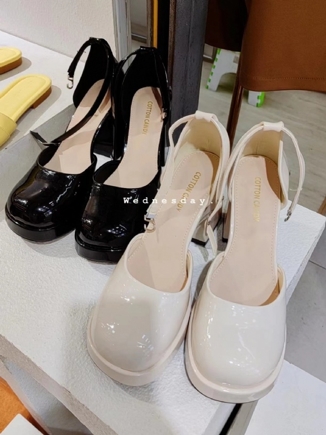 SH07 OMG～！高跟的玛丽珍鞋果然很绝！