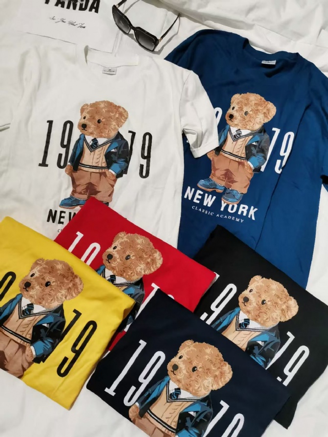 很舒服~很好穿的纯棉T shirt💫 S-M也适合 9-12岁的小宝贝穿哟~