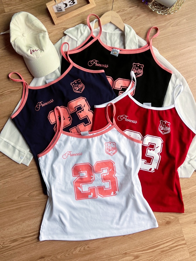 TH1062 辣妹感球衣风背心⚽💋自带美式街头氛围
