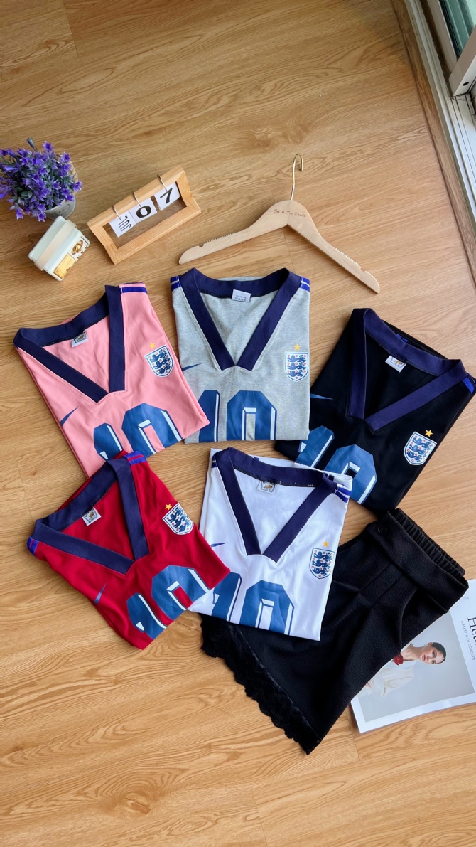 TH1090 优质棉球衣风上衣⚽很很很显瘦的一款啊～～！